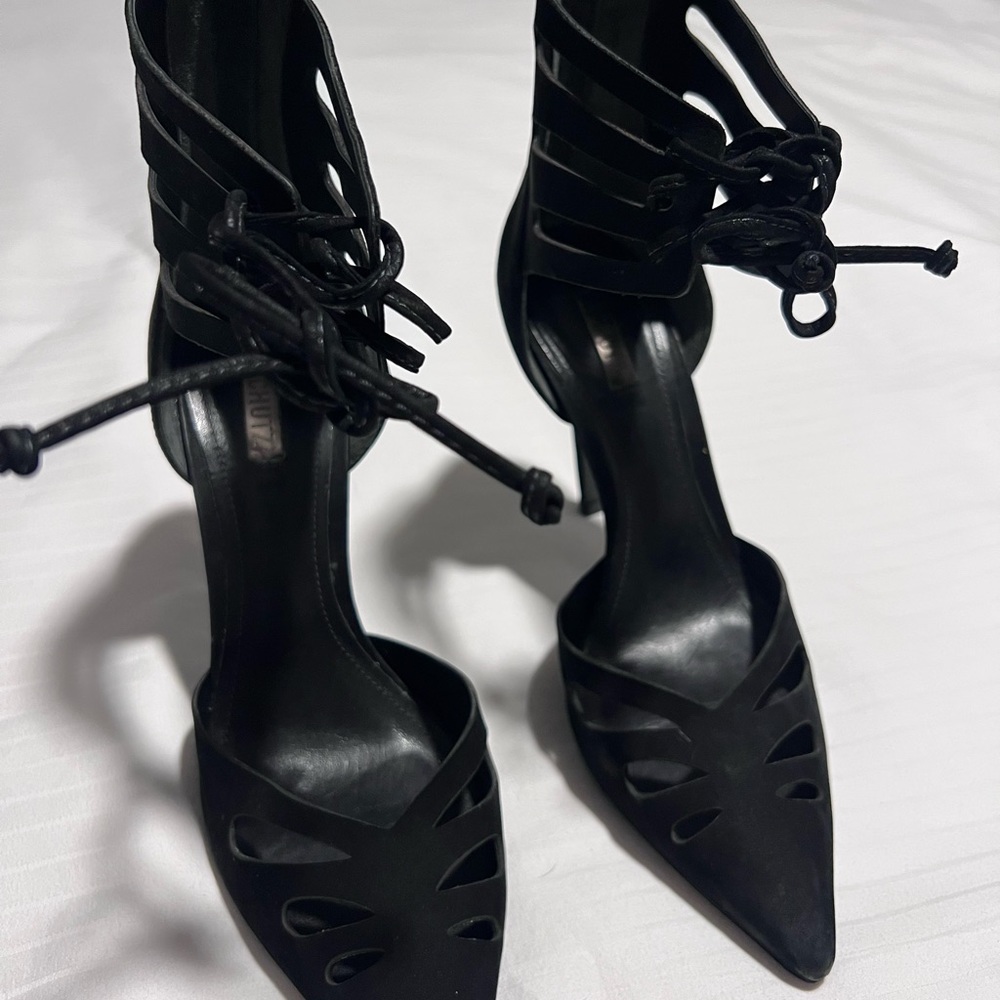 Schultz heels